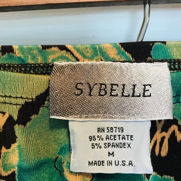 Sybelle Floral Script Ruffle Hem Skirt - Picture 2 of 4